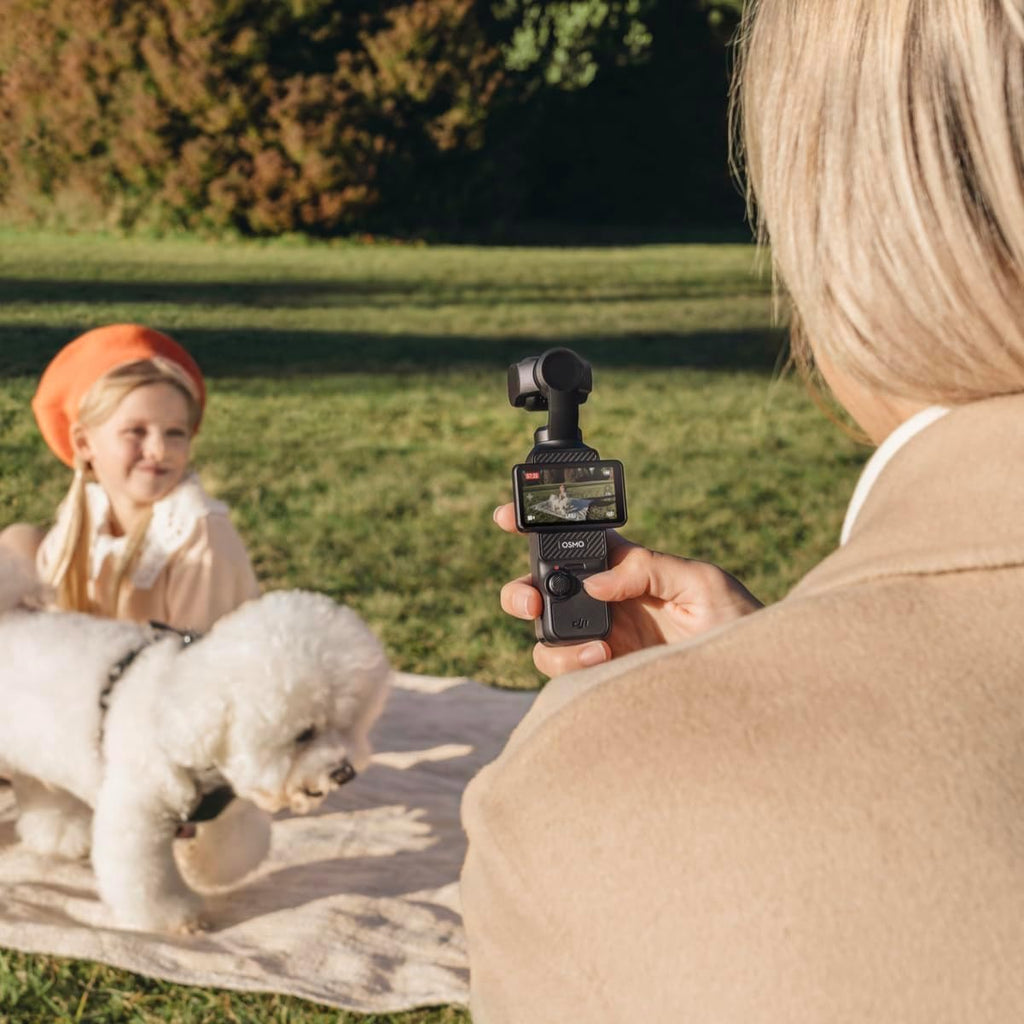 DJI Osmo Pocket 3, Vlogging-Kamera mit 1-Zoll-CMOS und 4K/120 fps Video, 3-Achsen-Stabilisierung, schnelles Scharfstellen, Gesichts/Objektverfolgung, kleine Videokamera für Fotografie