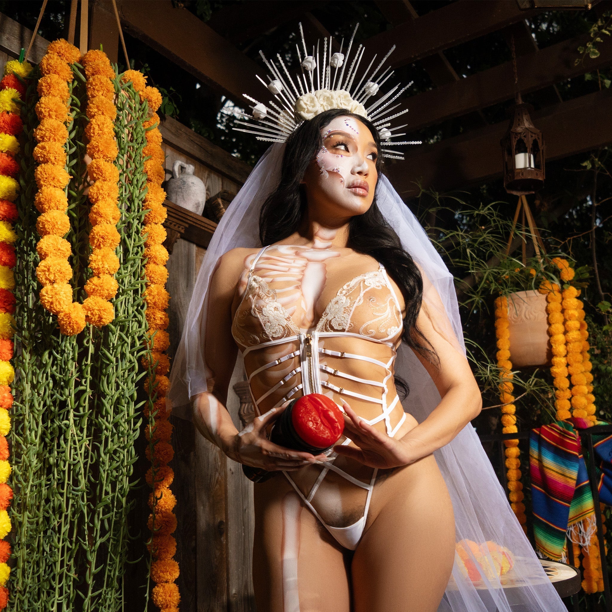 Vicki Chase as La Muerta